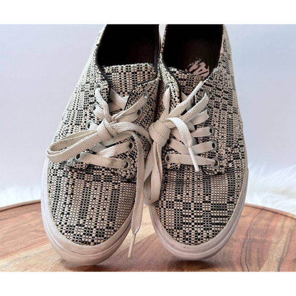 Vans Women Ultracrush Camden Optical Woven Deluxe Size 6 Cream Black - Picture 11 of 11